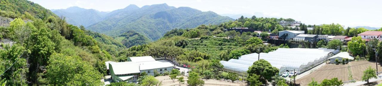 清境依山舞林民宿 Ренай Экстерьер фото
